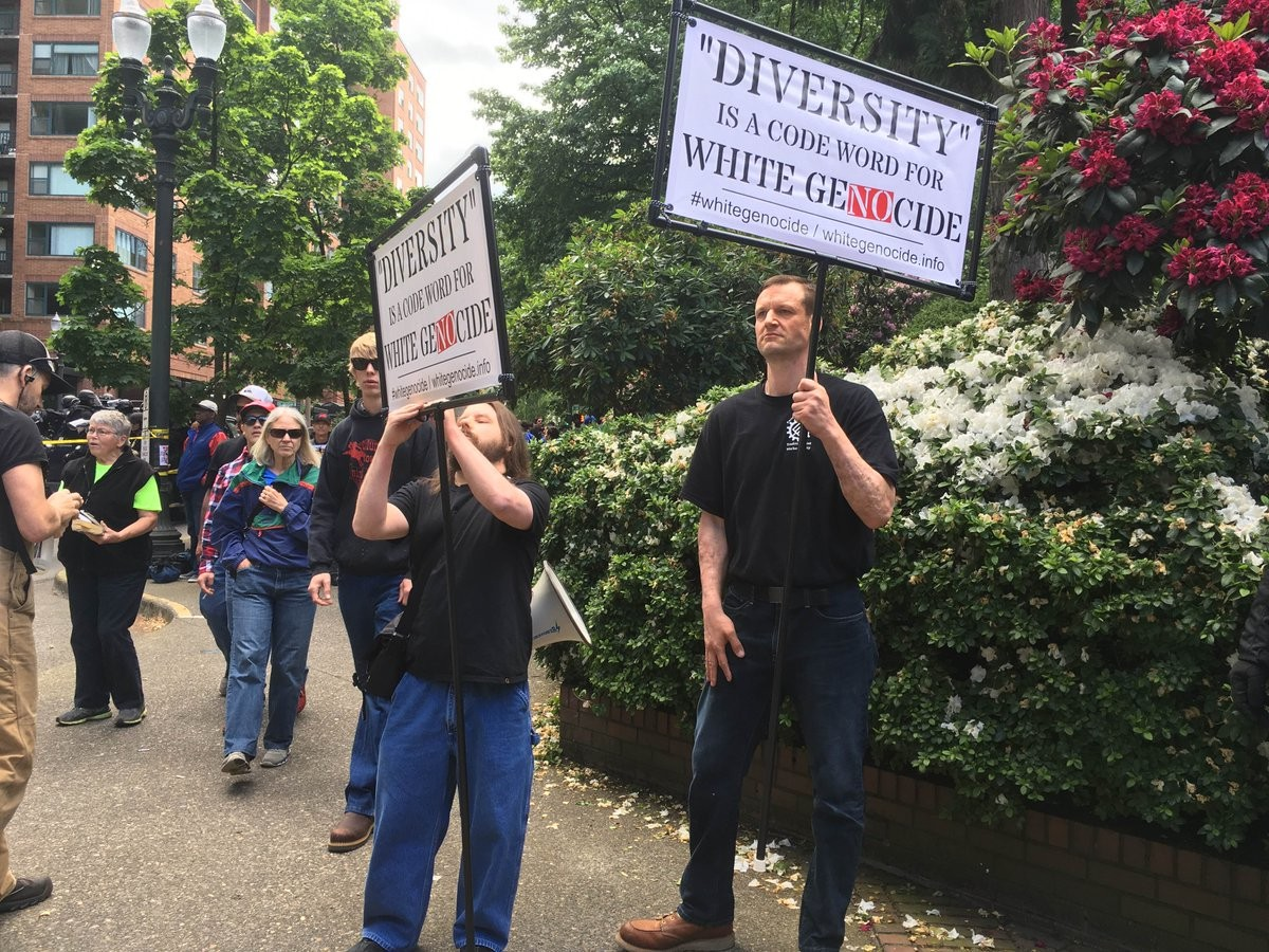 White Genocide rhetoric at a Patriot Prayer rally